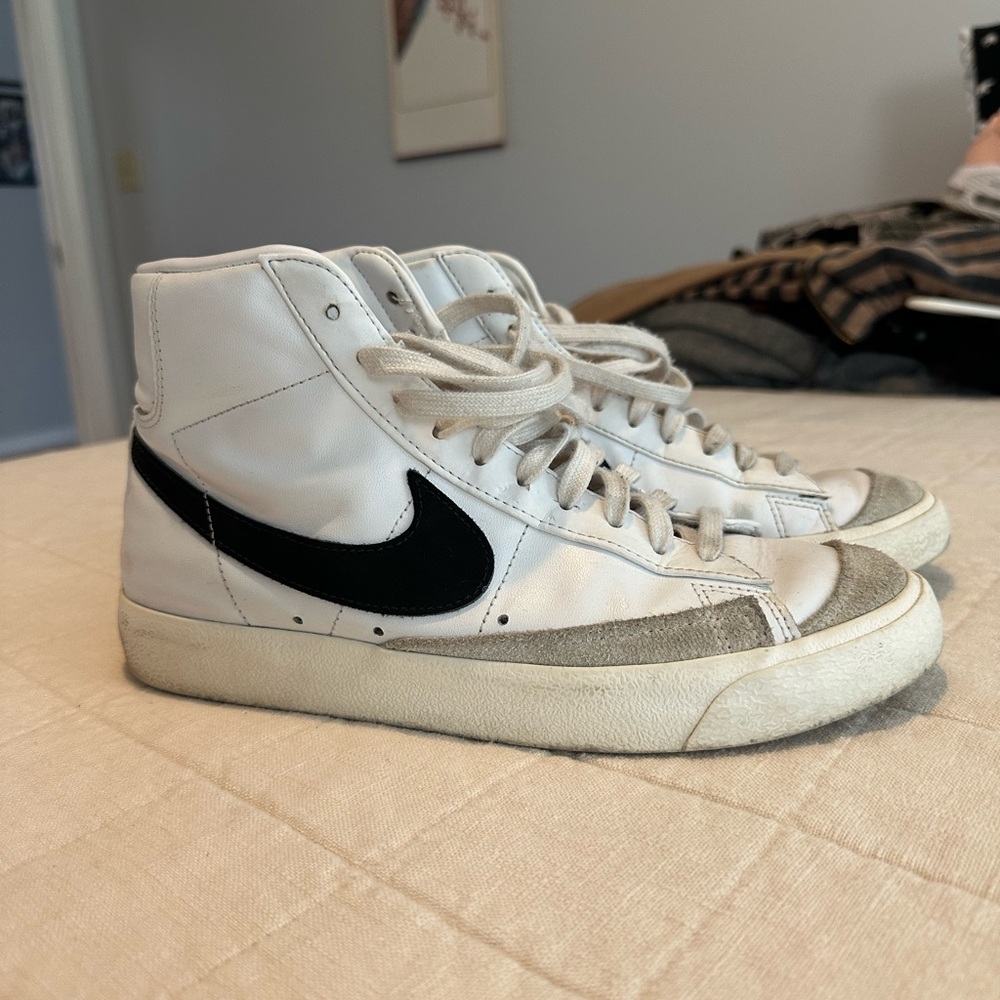 Nike White and Black Classic High-Tops